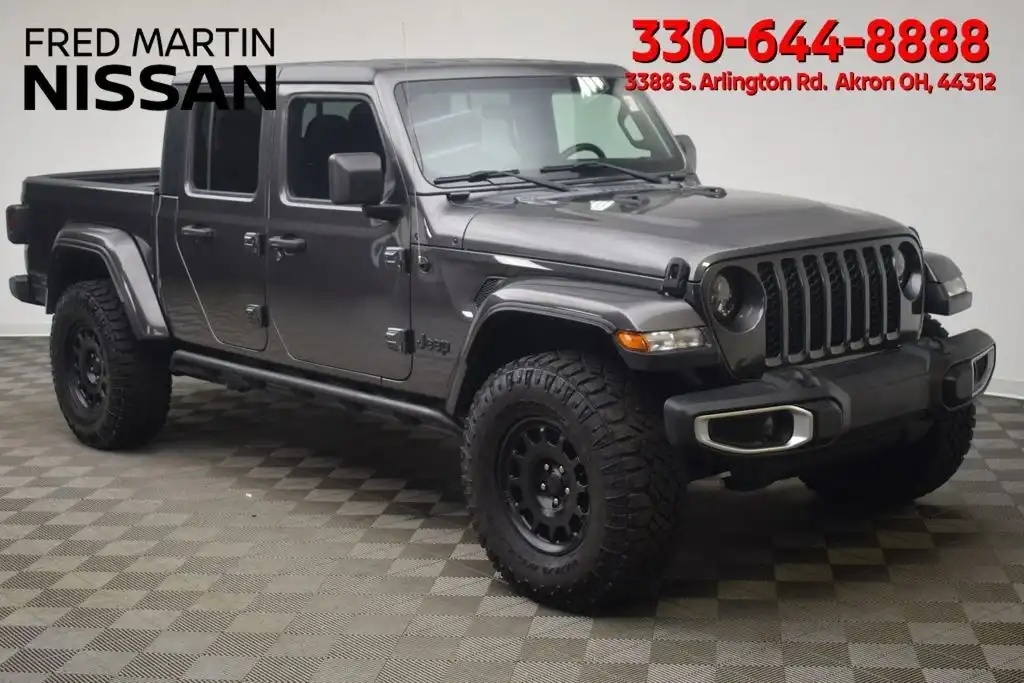 2022 Jeep Gladiator Sport S's photo
