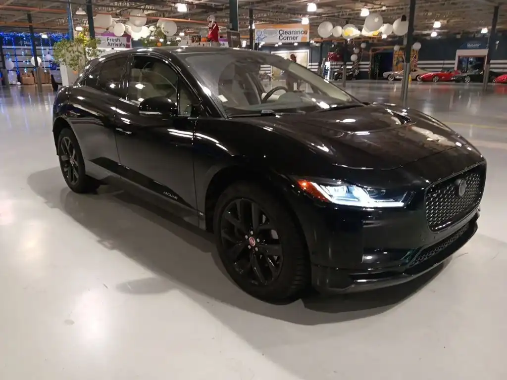 2020 Jaguar I-PACE EV400 SE's photo