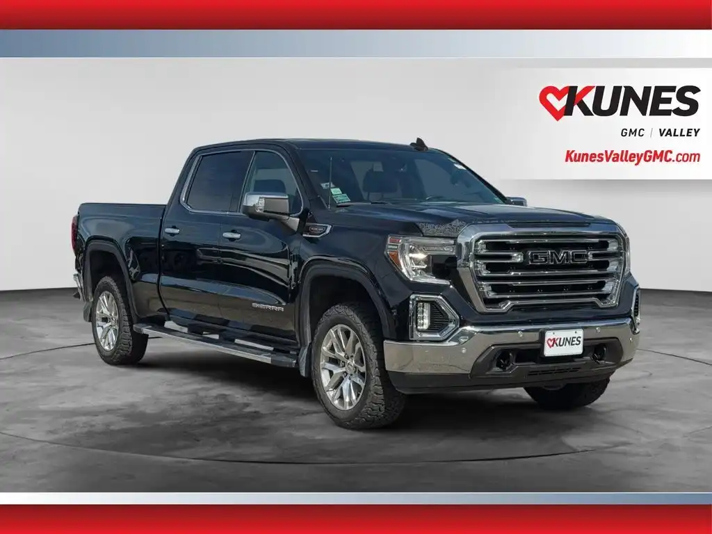 2019 GMC Sierra SLT 4WD Crew Cab Standard Box's photo