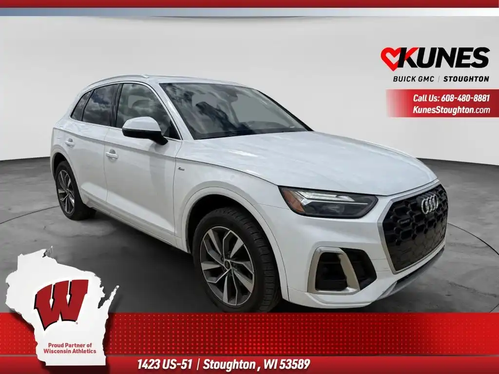 2024 Audi Q5 45 Premium Plus's photo