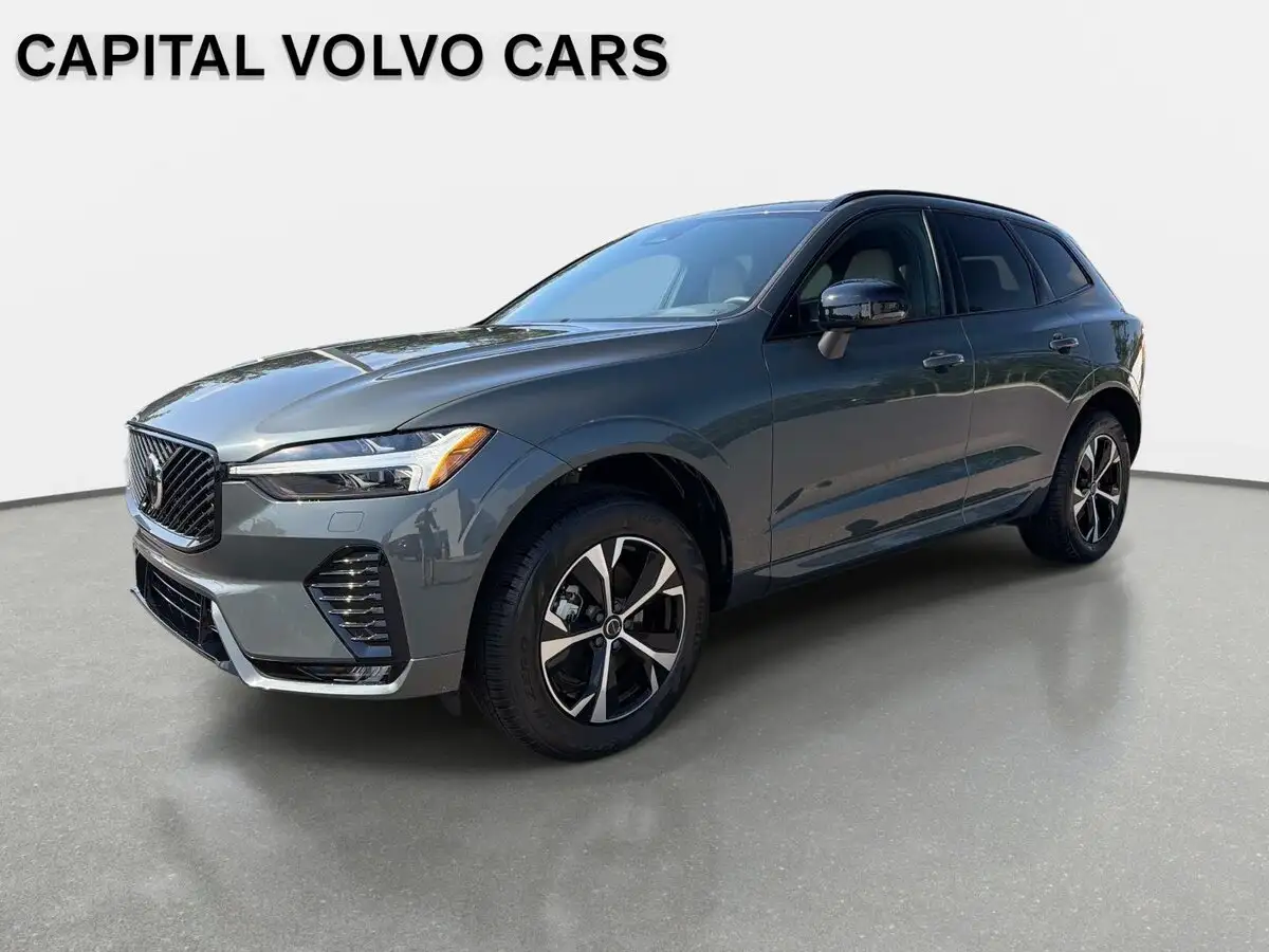 2026 Volvo XC60 B5 Core Dark AWD's photo