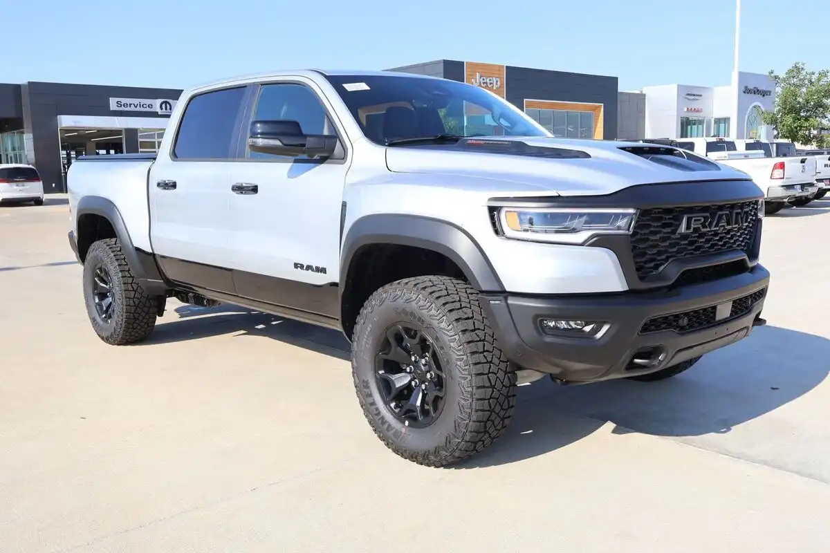 2026 RAM 1500 RHO 4x4 Crew Cab 5'7's photo