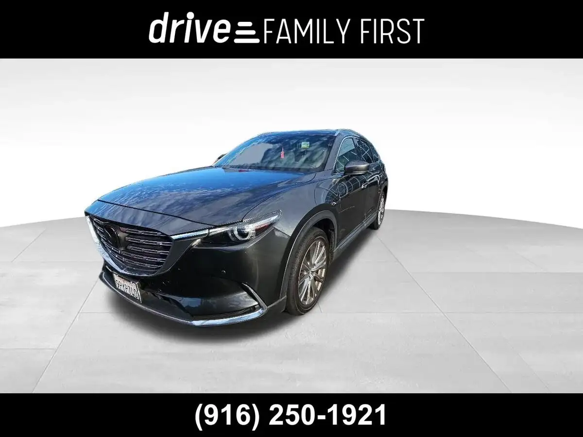 2023 Mazda CX-9 Signature AWD's photo