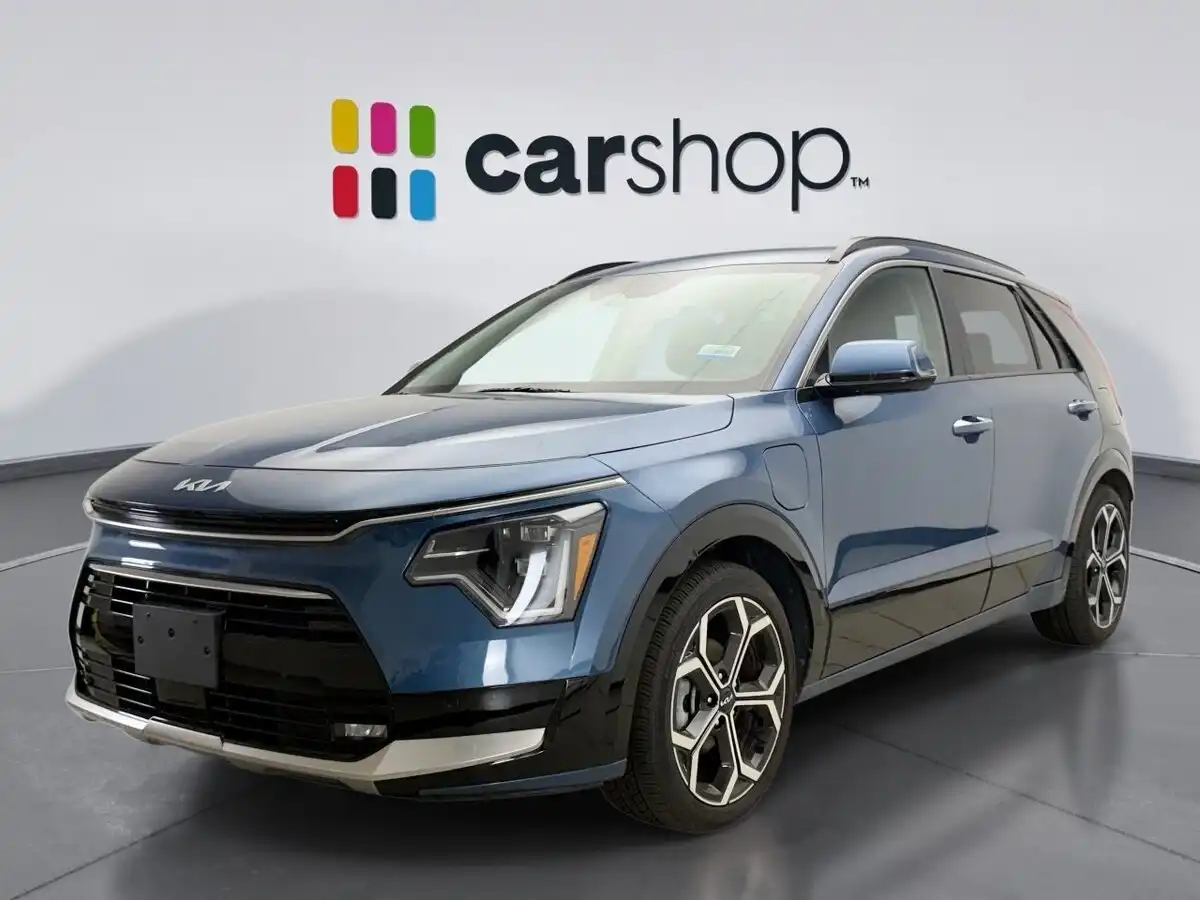 2024 Kia Niro SX Touring PHEV's photo