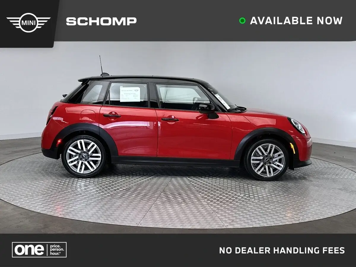 2026 MINI Hardtop undefined photo 1