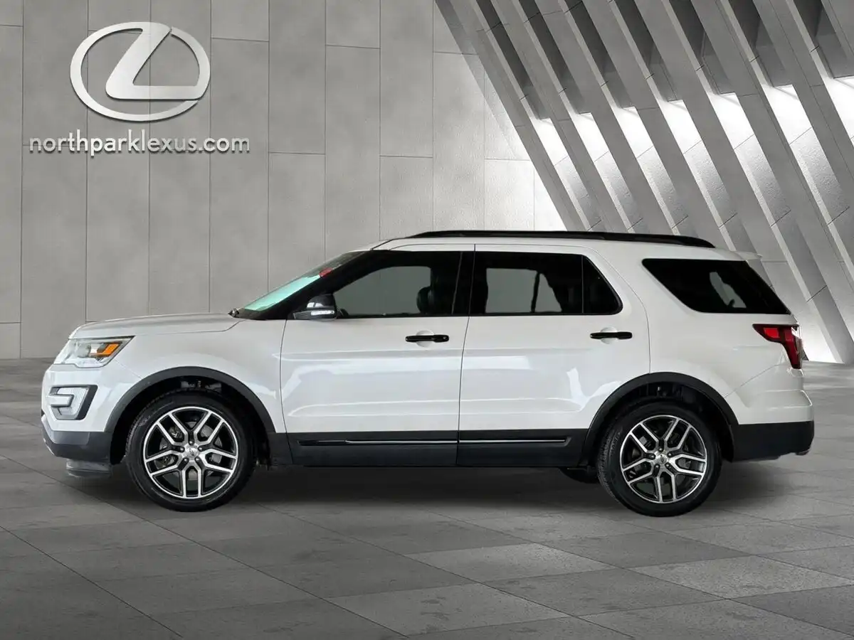 2017 Ford Explorer Sport 4WD's photo