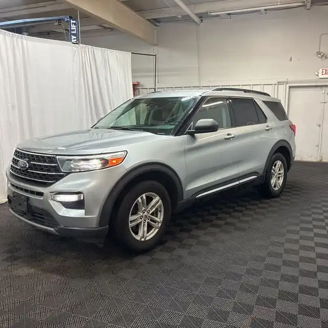 2020 Ford Explorer XLT 4WD's photo