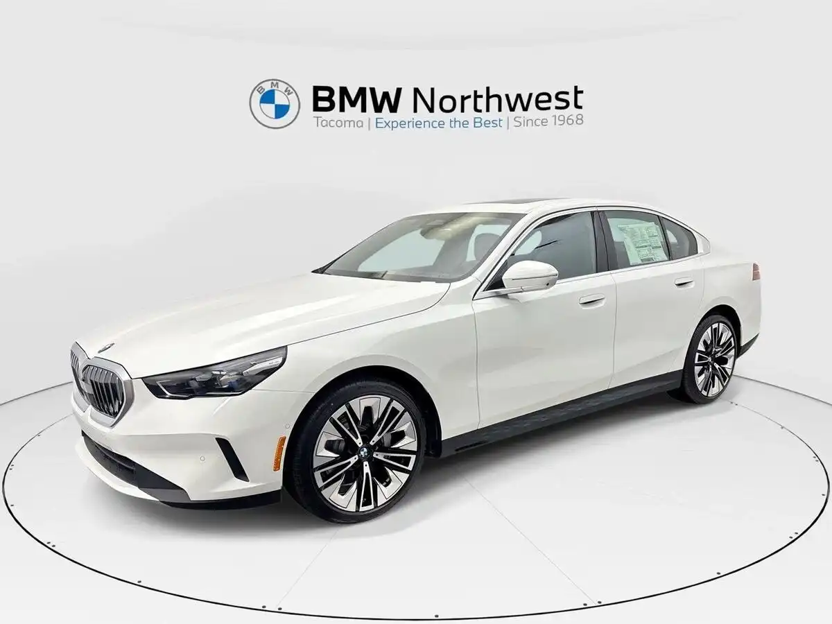 2027 BMW 5 Series 530i xDrive Sedan's photo
