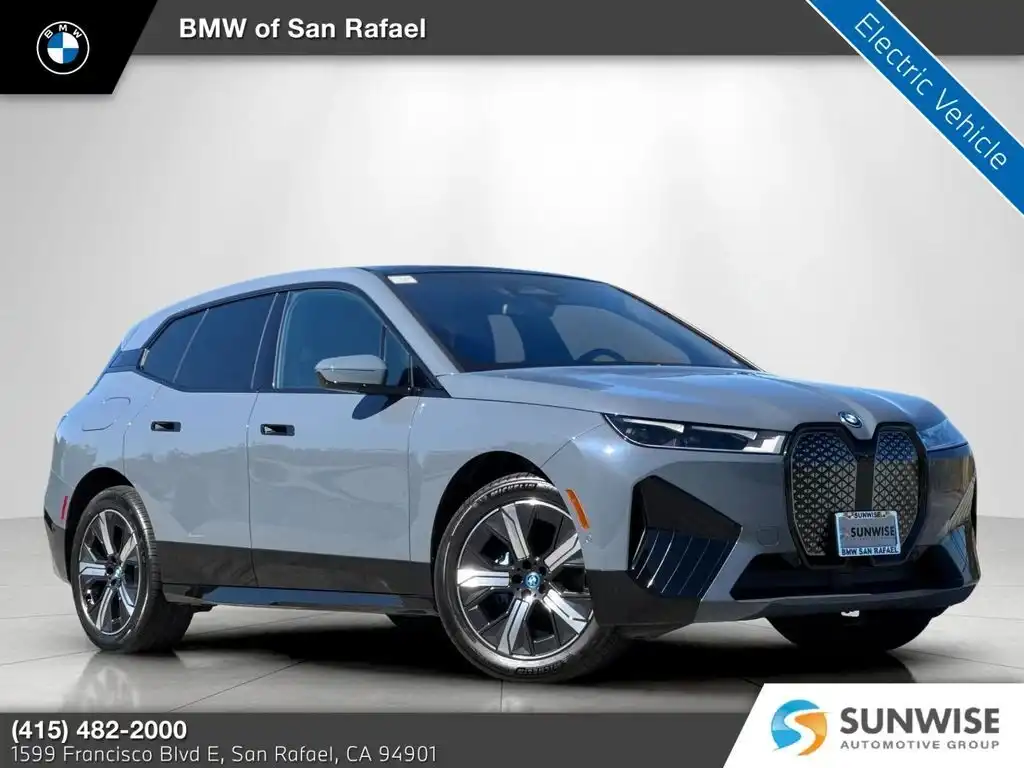 2024 BMW iX xDrive50's photo