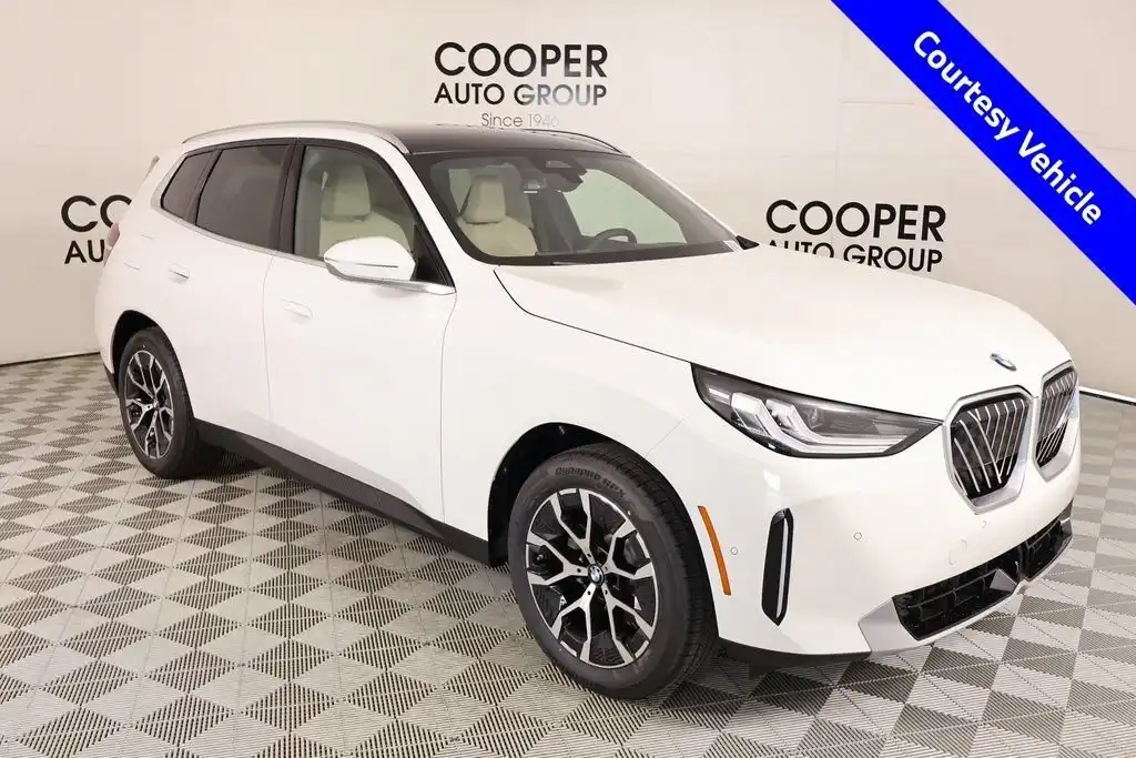 2026 BMW X3 30 XDRIVE's photo