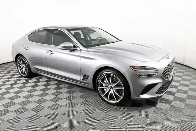 2026 Genesis G70 2.5T Standard's photo