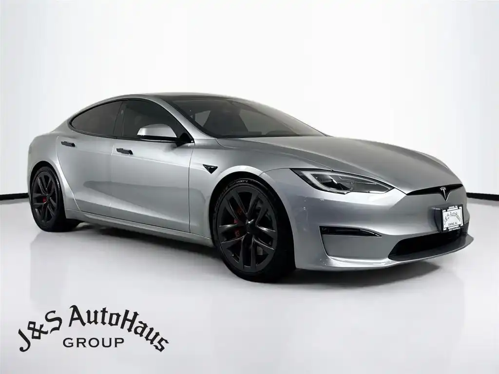 2024 Tesla Model S Plaid's photo