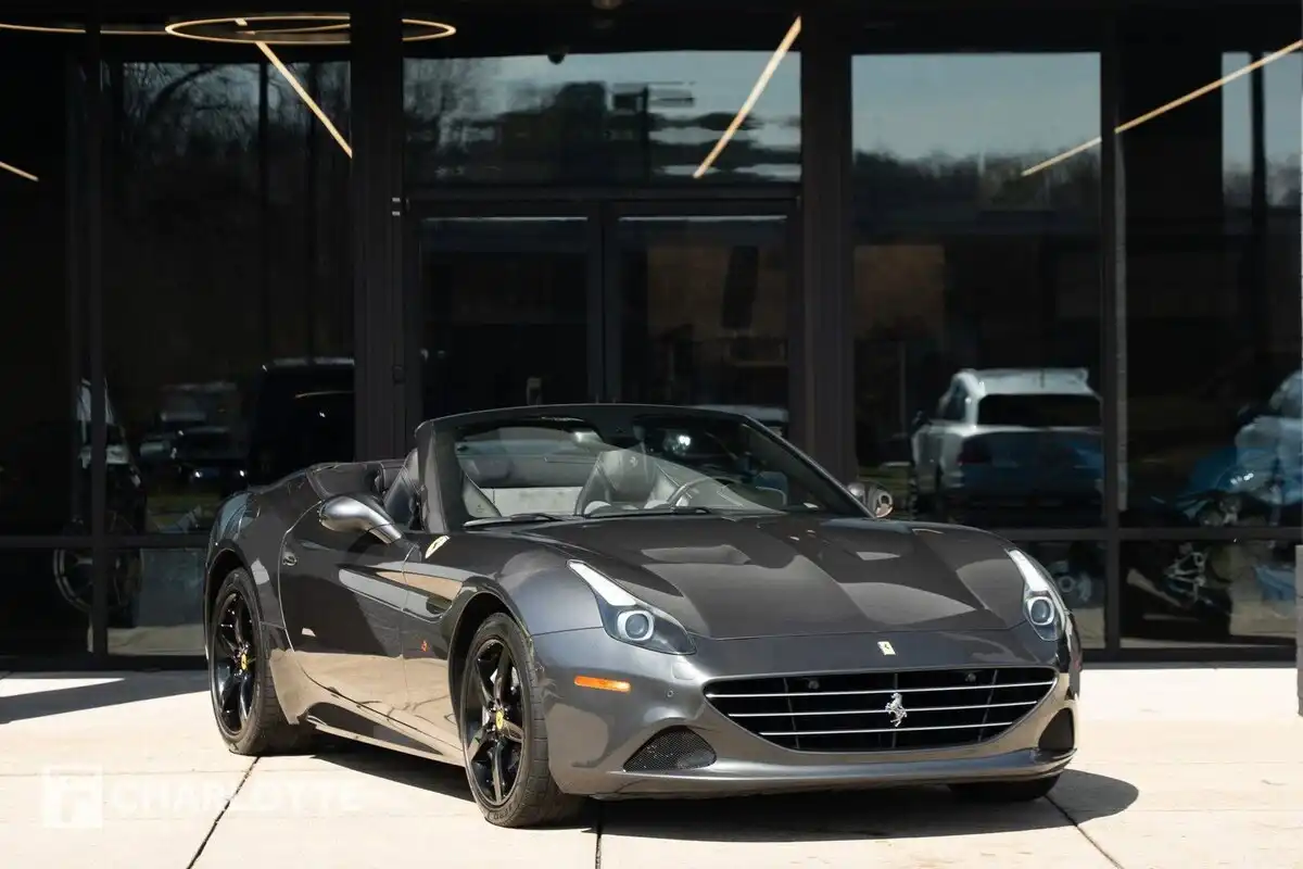 2016 Ferrari California Base's photo