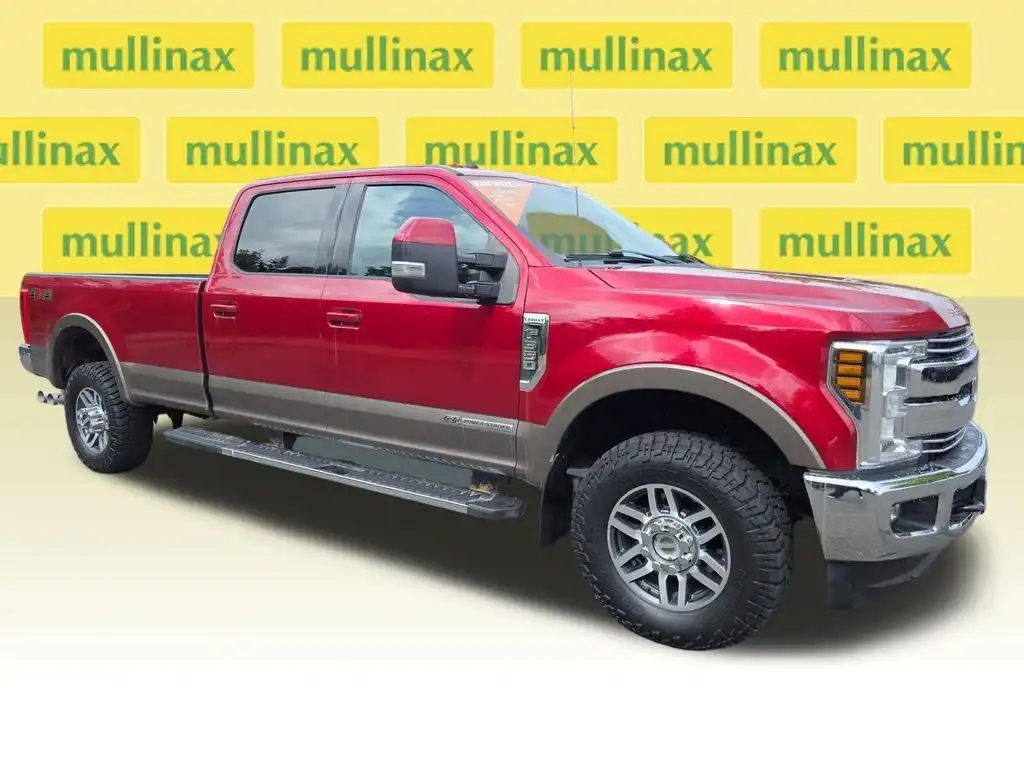 2018 Ford F-350 Lariat 4WD Crew Cab SRW 8' Box's photo