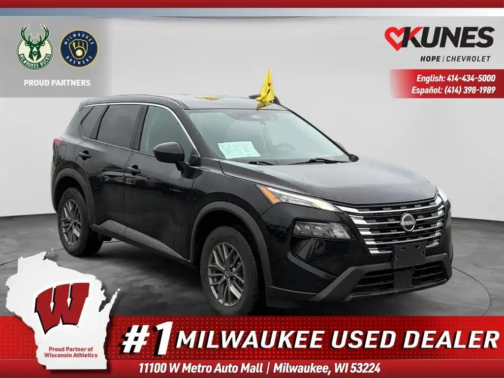 2024 Nissan Rogue S FWD's photo