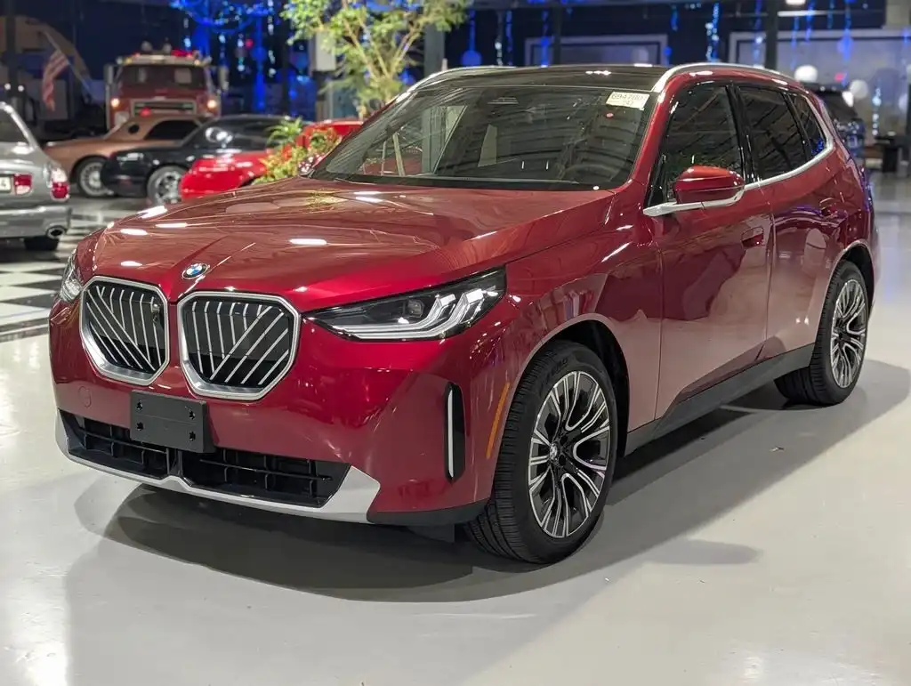 2025 BMW X3 30 xDrive's photo