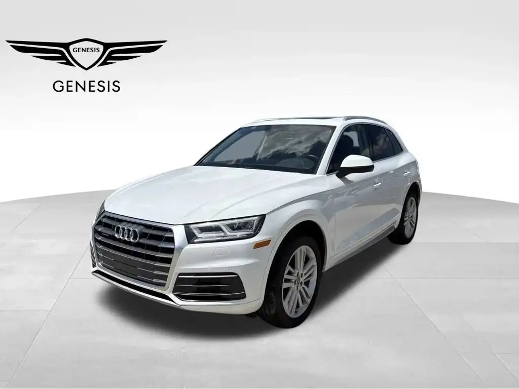 2018 Audi Q5 2.0T quattro S tronic Premium Plus's photo