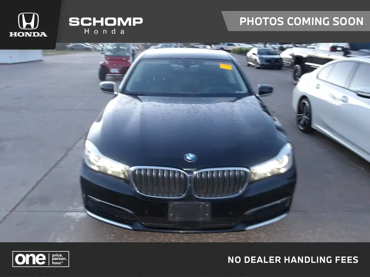 2018 BMW 7 Series 740i xDrive's photo