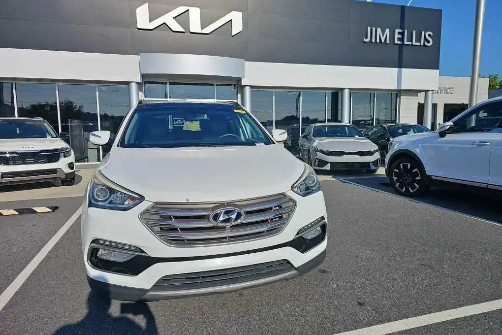 2017 Hyundai Santa Fe Sport's photo