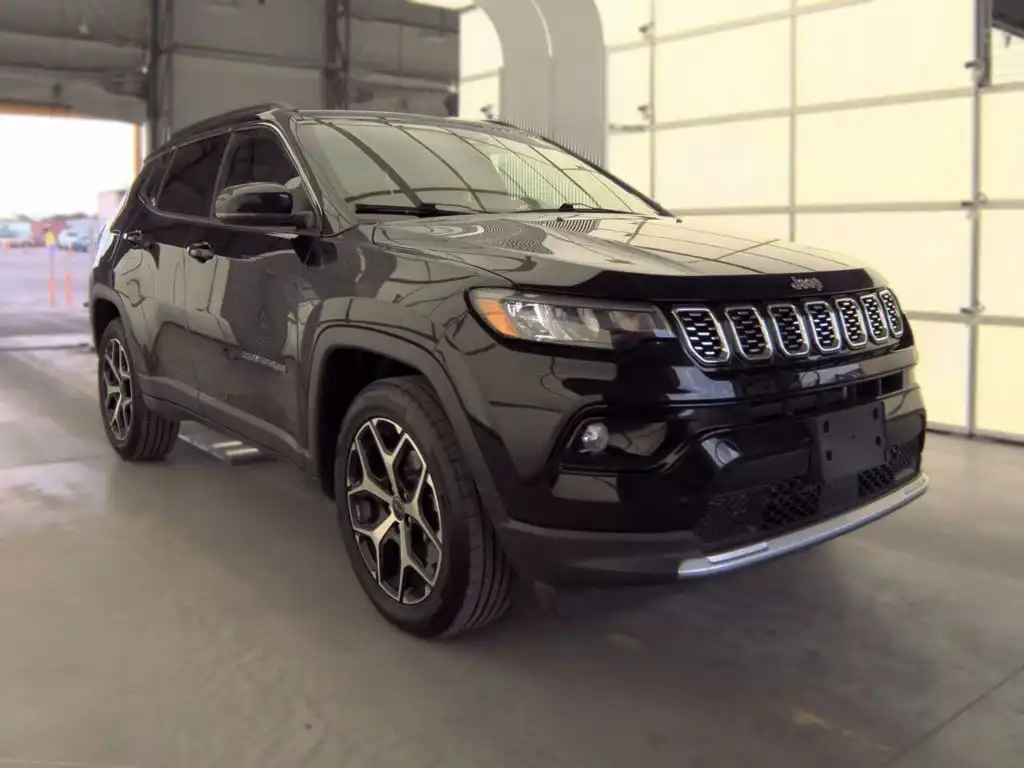 2025 Jeep Compass Limited 4X4's photo