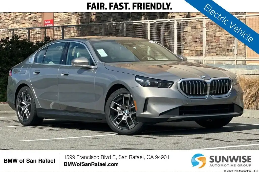 2026 BMW i5 eDrive40 Sedan's photo