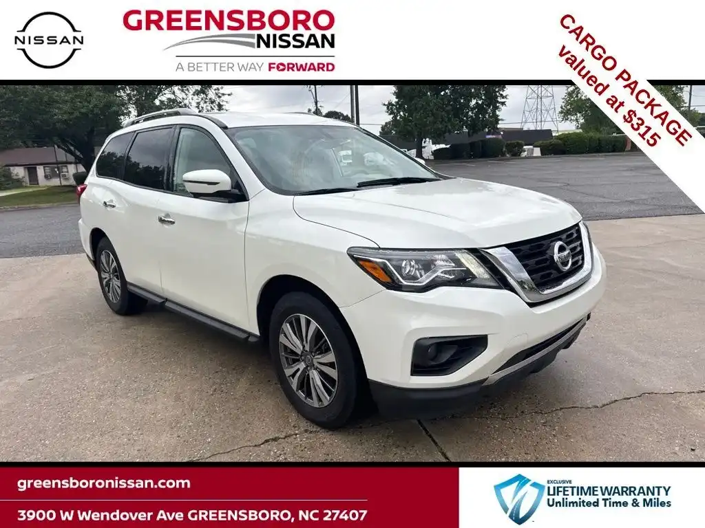 2020 Nissan Pathfinder SL 4WD's photo