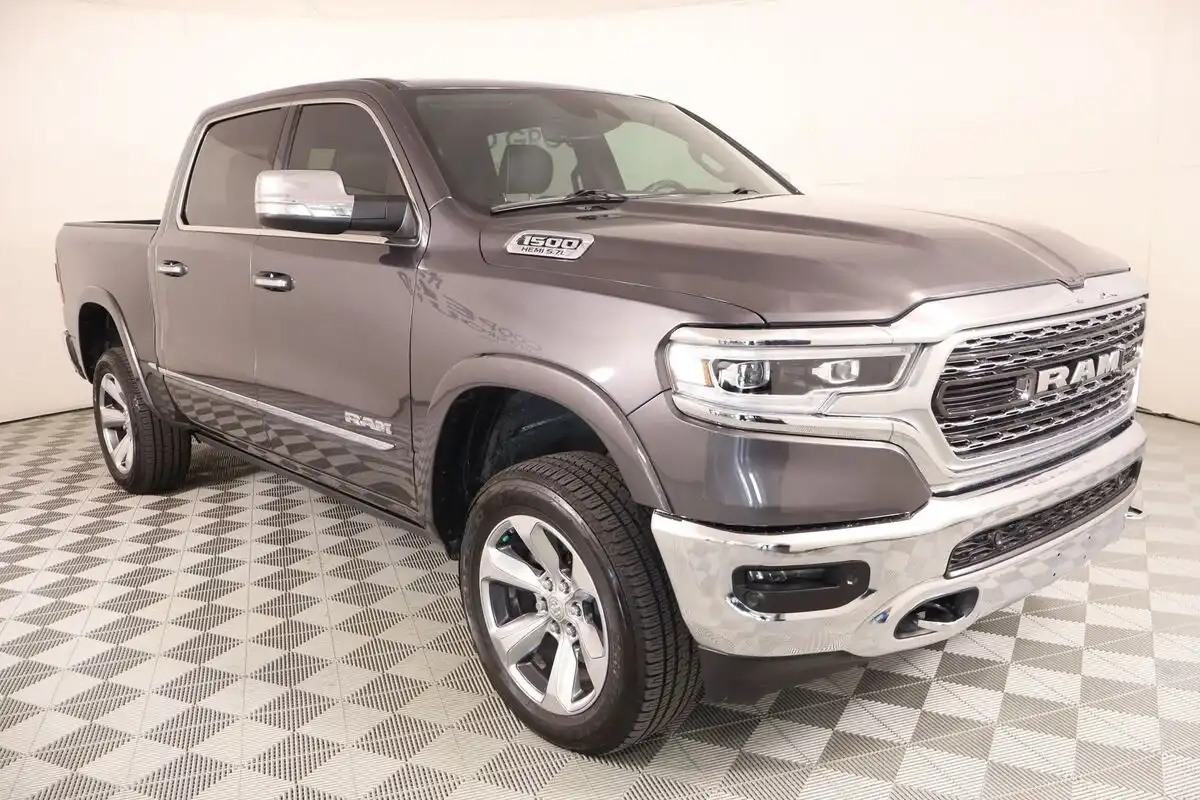 2019 RAM 1500 Limited Crew Cab 5'7's photo