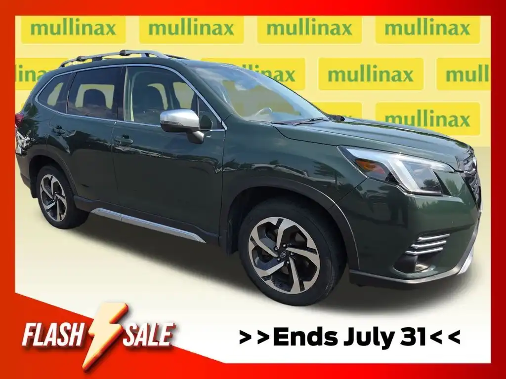 2023 Subaru Forester Touring's photo