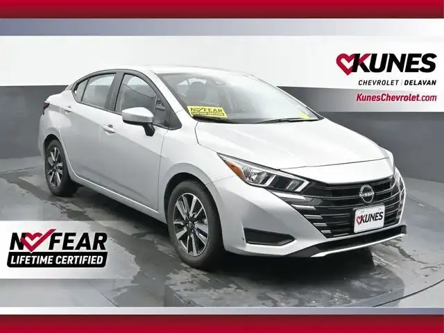 2024 Nissan Versa 1.6 SV CVT's photo