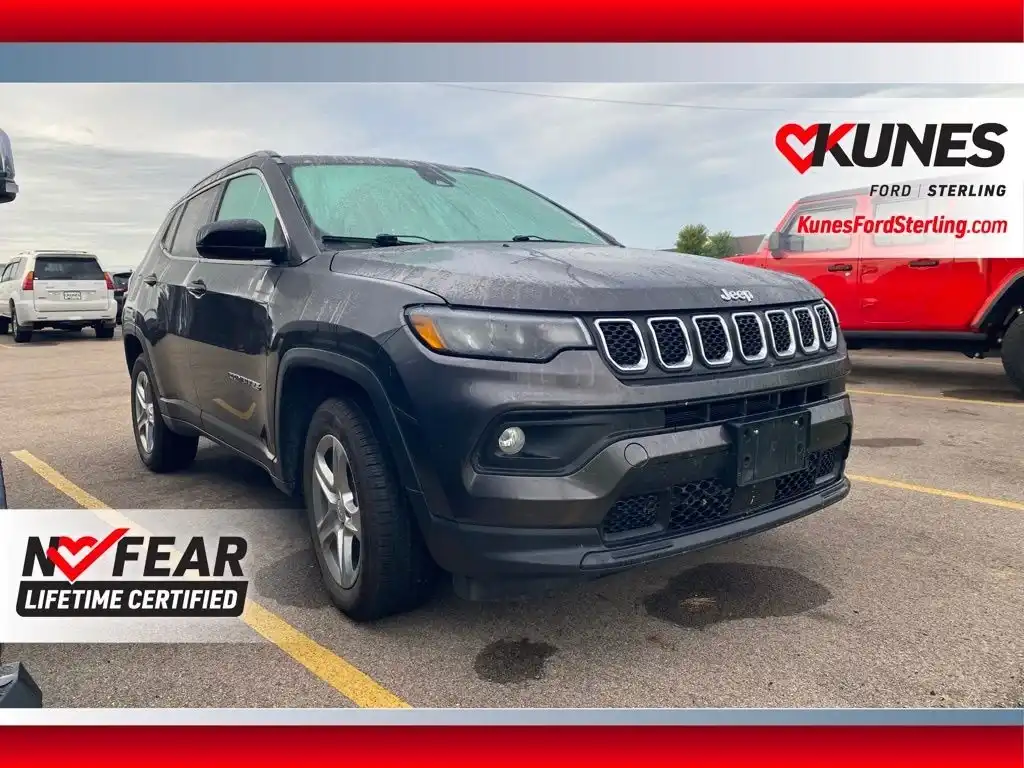 2024 Jeep Compass Latitude 4WD's photo