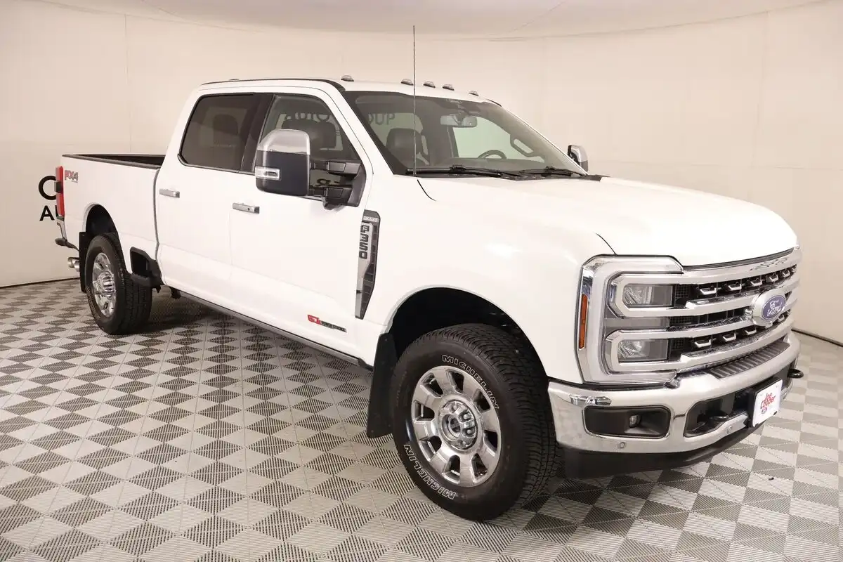 2025 Ford F-350 King Ranch 4WD Crew Cab SRW 6-3/4' Box's photo