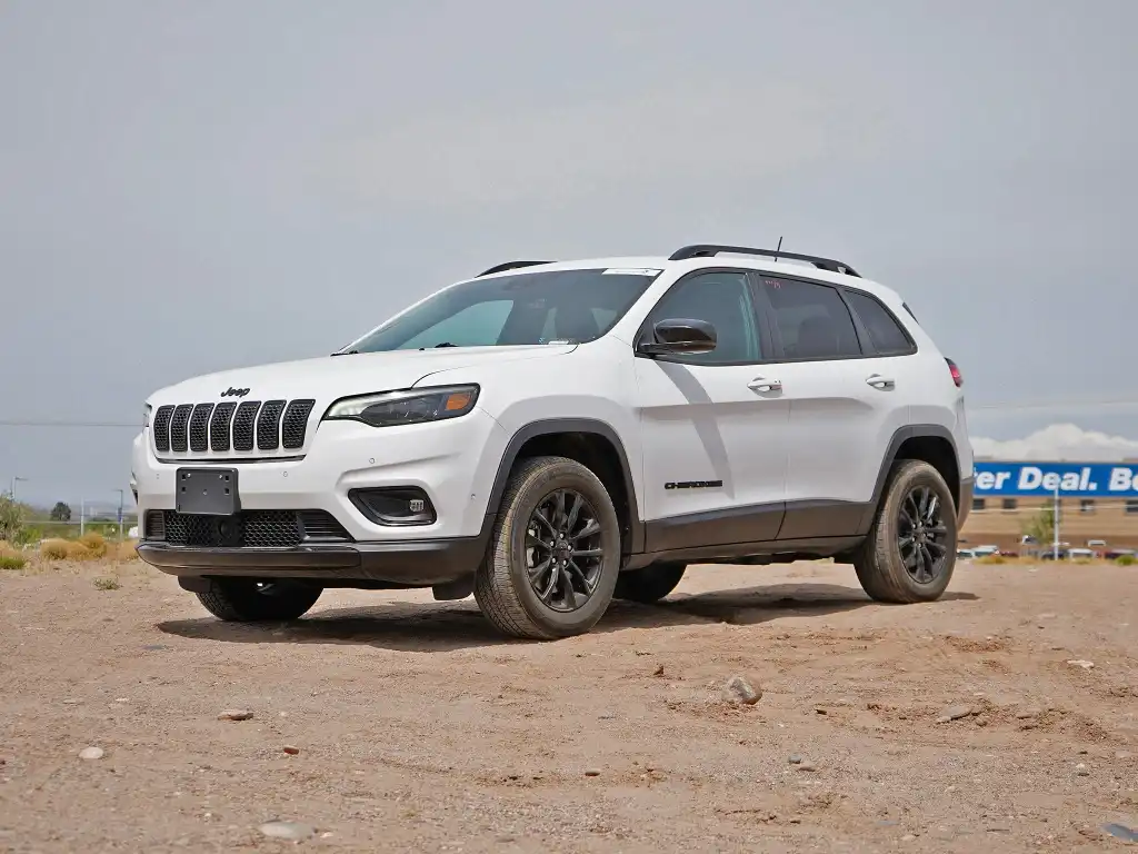 2023 Jeep Cherokee Altitude Lux 4X4's photo