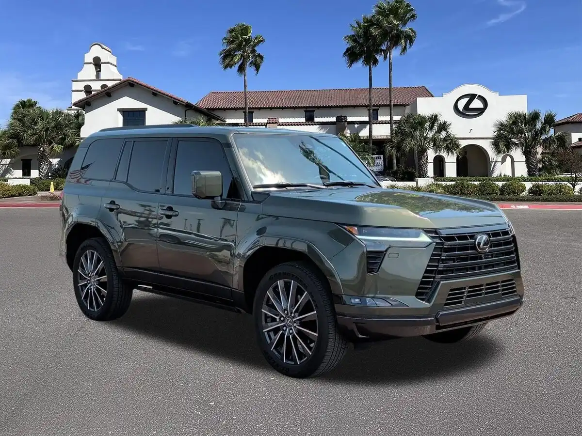 2025 Lexus GX 460 550 Luxury+'s photo