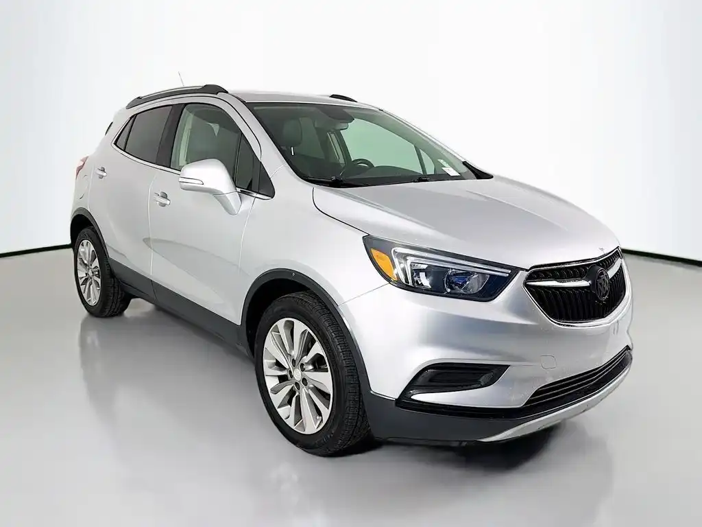 2019 Buick Encore Preferred's photo