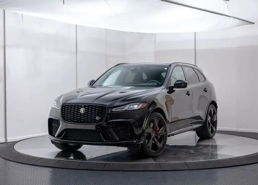2024 Jaguar F-PACE SVR AWD's photo