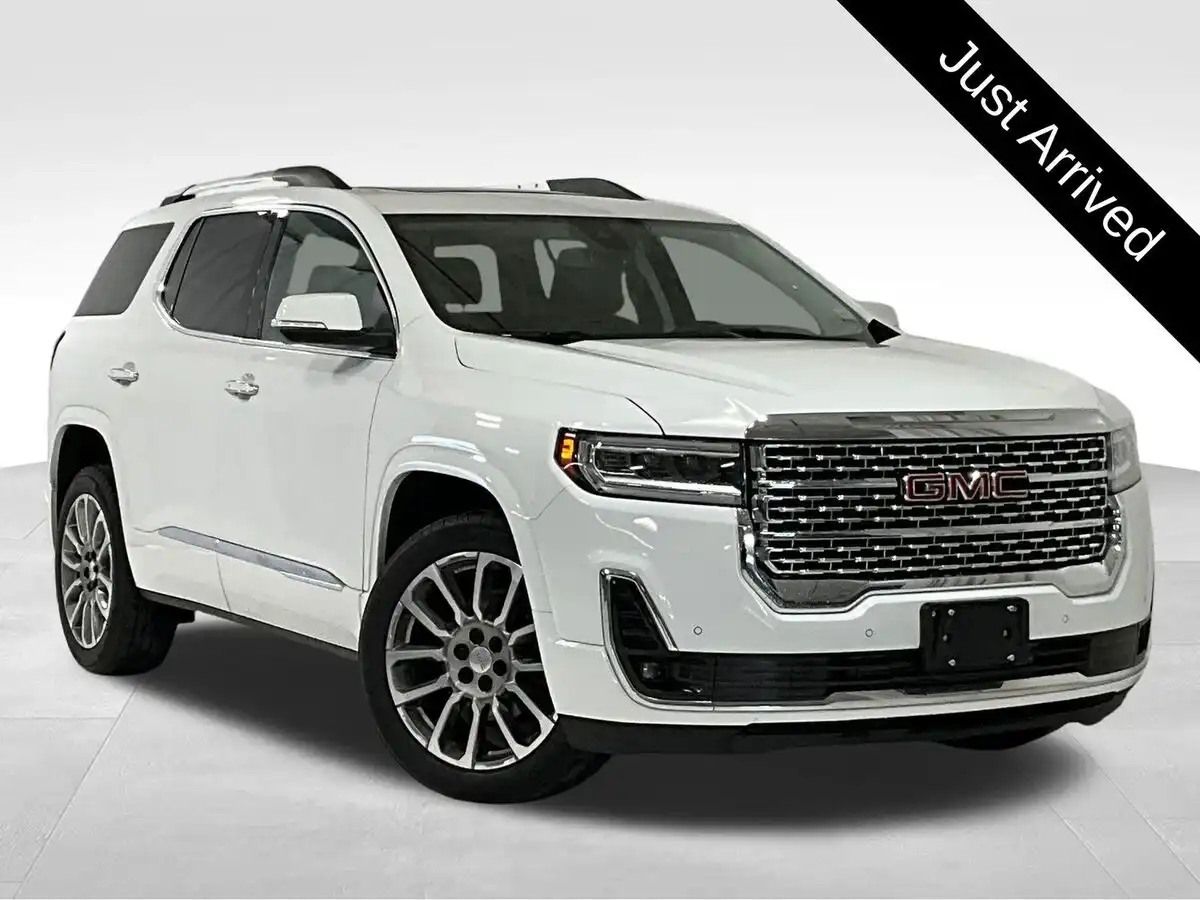 2023 GMC Acadia Denali AWD's photo