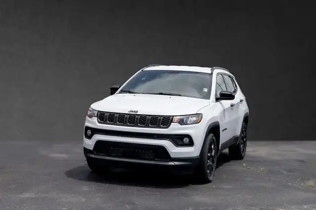 2026 Jeep Compass Altitude 4X4's photo