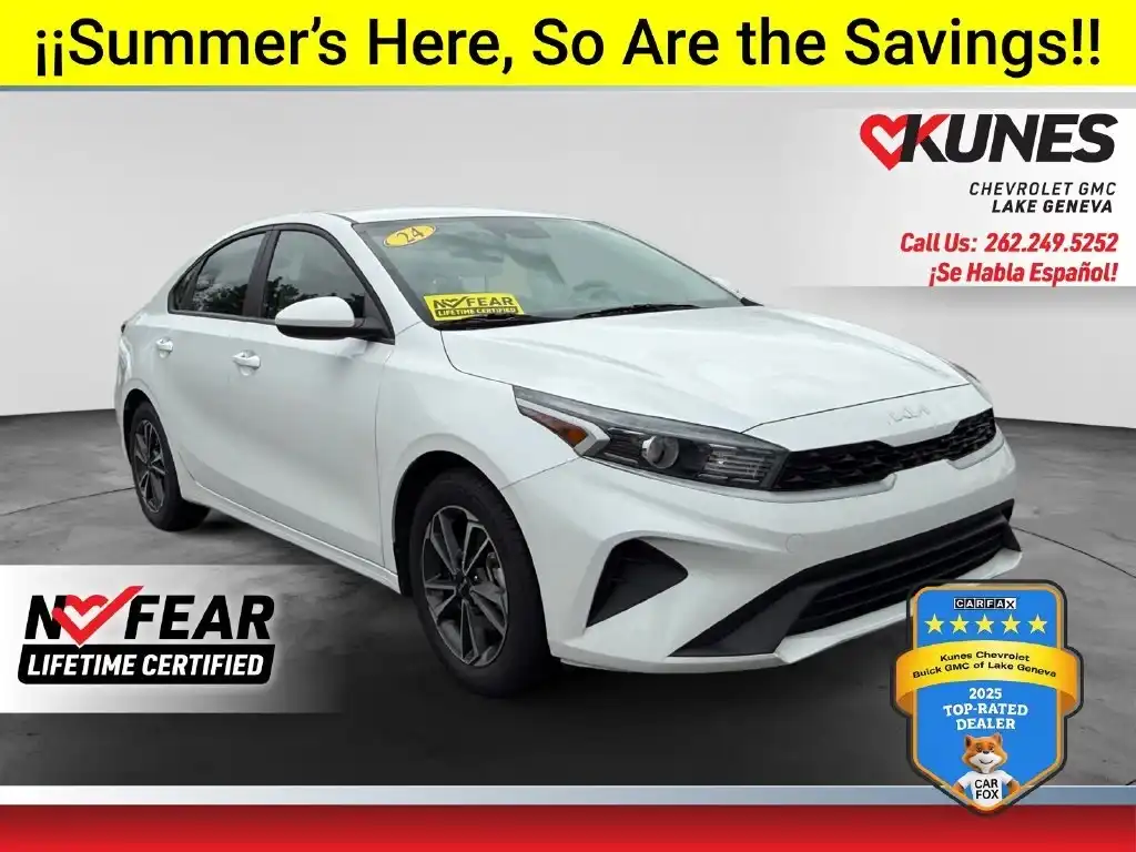 2024 Kia Forte LXS Auto's photo