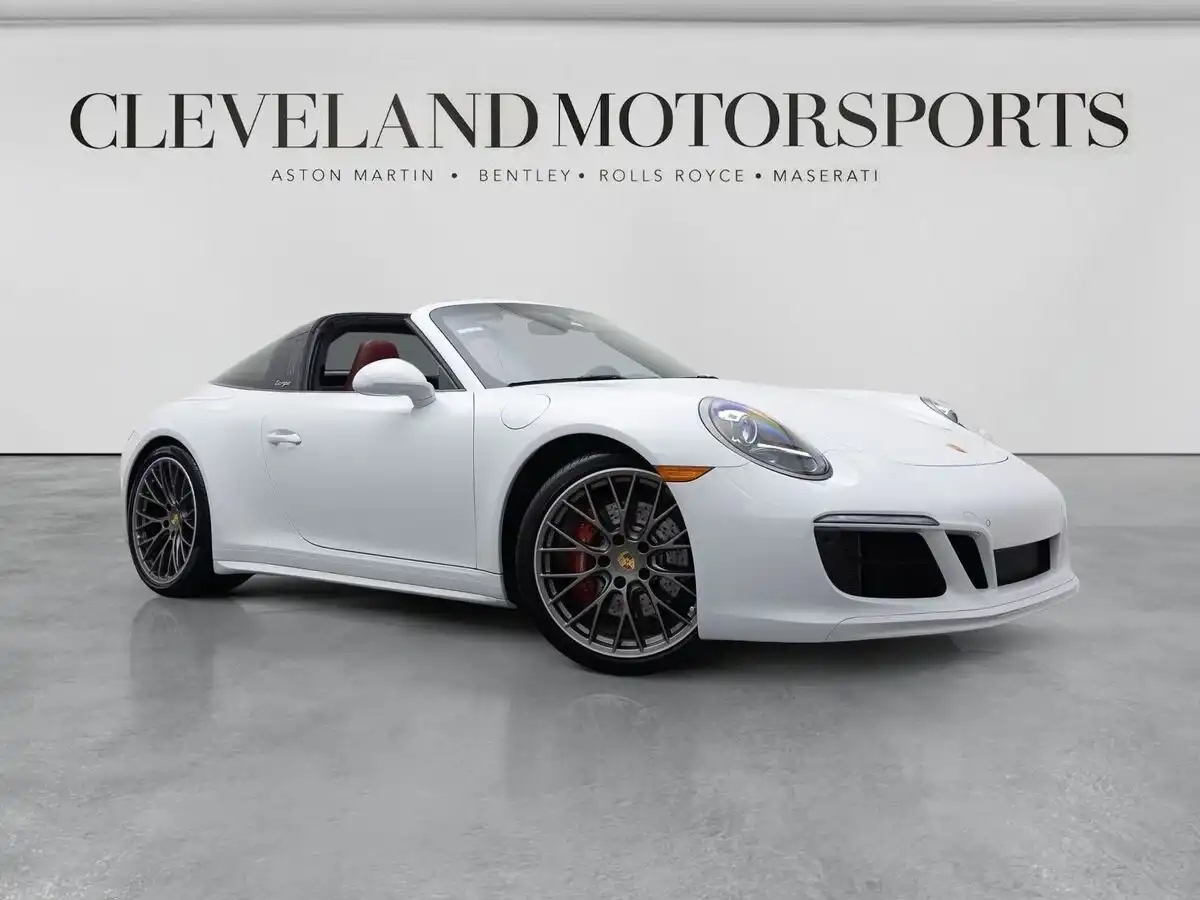 2018 Porsche 911's photo