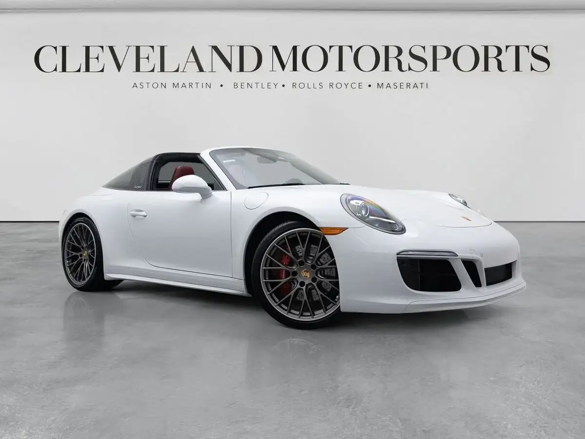 2018 Porsche 911's photo