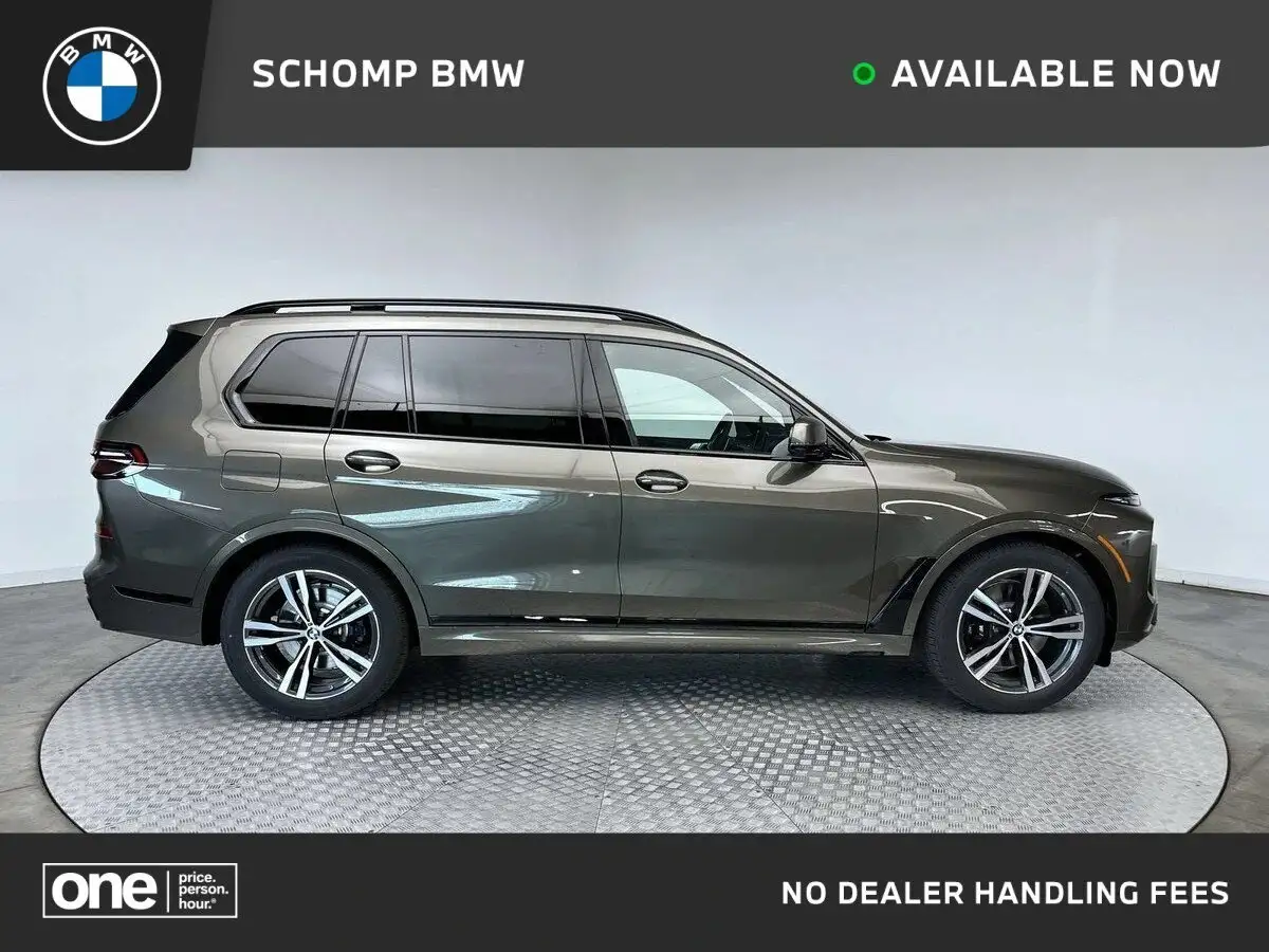 2027 BMW X7 xDrive40i's photo