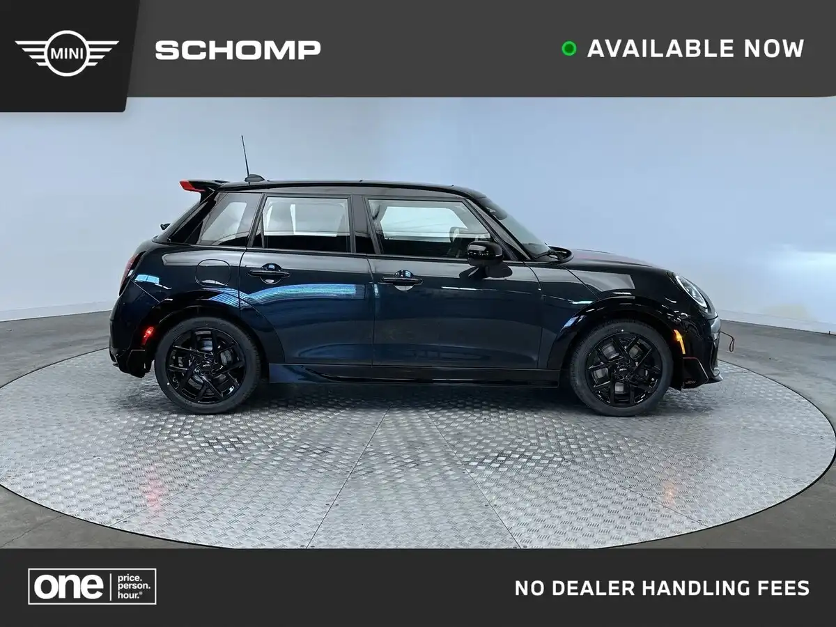 2026 MINI Hardtop Cooper S's photo