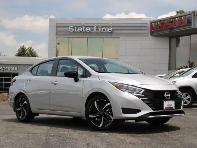 2025 Nissan Versa 1.6 SR CVT's photo