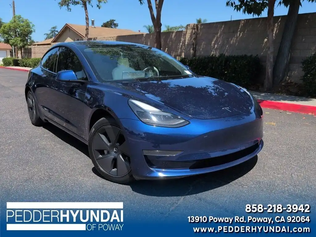 2023 Tesla Model 3 Base's photo