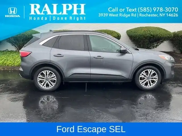 2021 Ford Escape SEL FWD's photo