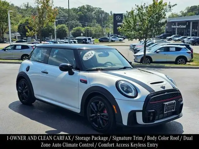 2024 MINI Hardtop John Cooper Works's photo