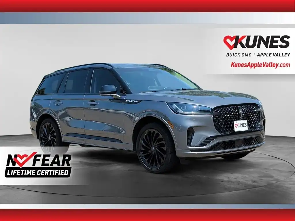 2025 Lincoln Aviator Reserve AWD's photo