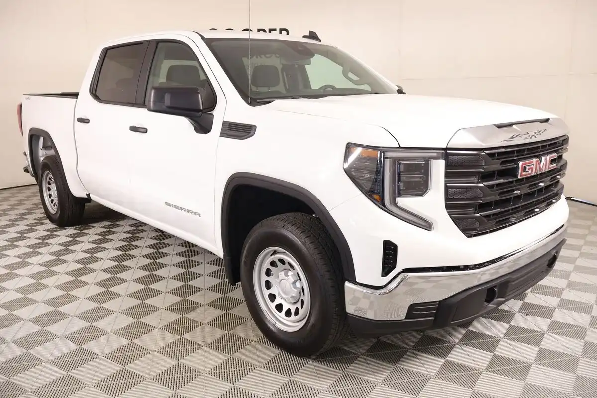 2026 GMC Sierra Pro 4WD Crew Cab Standard Box's photo