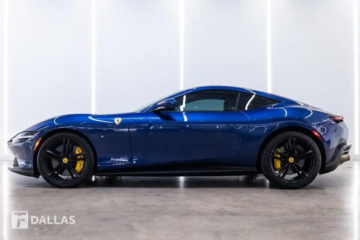 2021 Ferrari Roma Base's photo