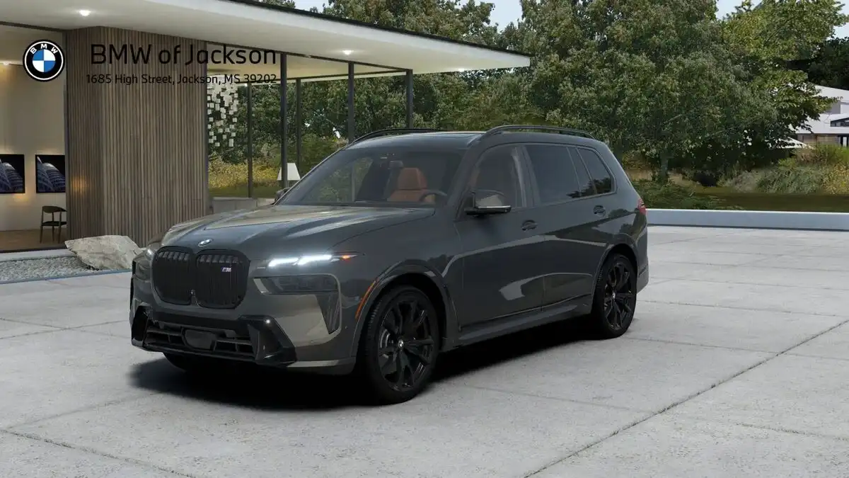 2027 BMW X7 M60i's photo